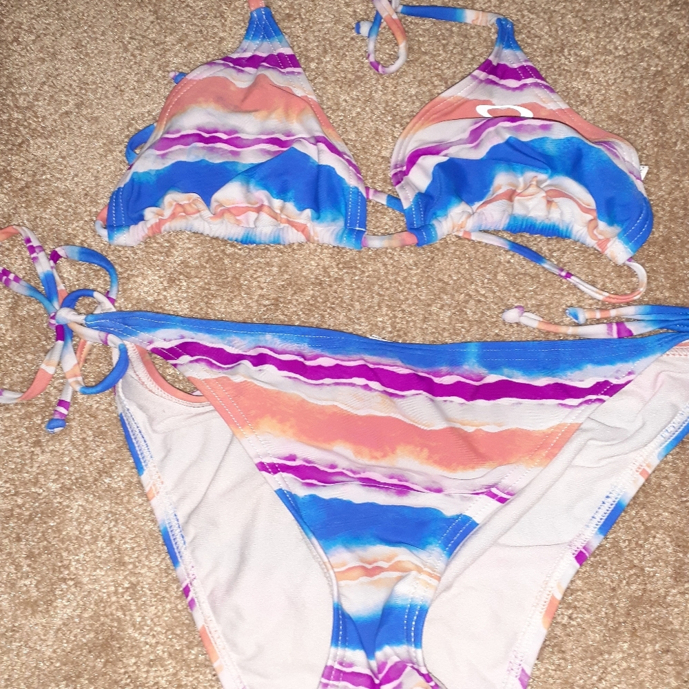 Bathing suit